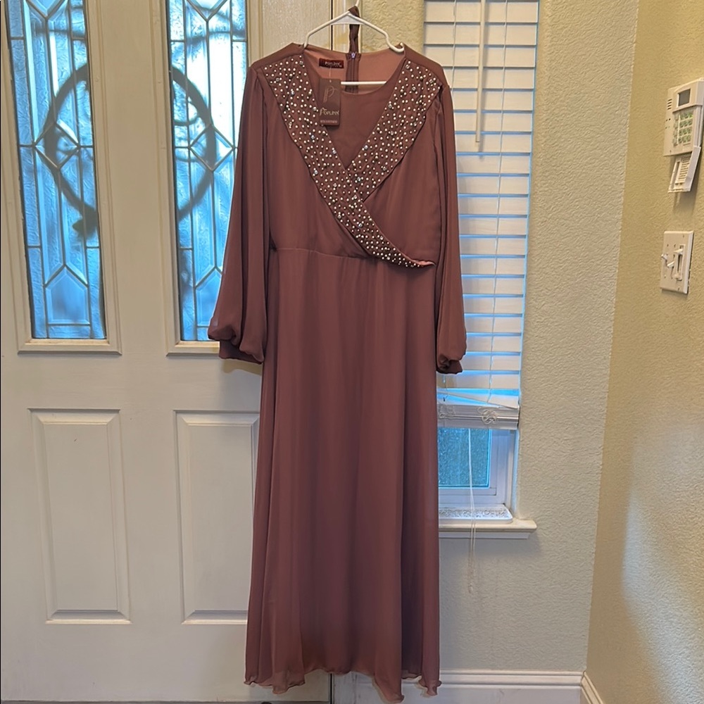 Chic Mauve Long Sleeve Dress with Embellishments